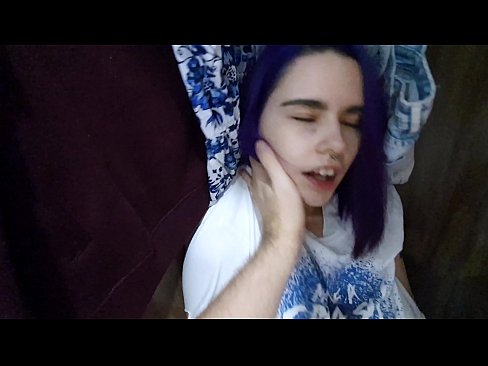 ❤️ Leidsin oma õe kapist ja aitasin tal cumida ️ Pornovideo at us et.loanworld.top ❤