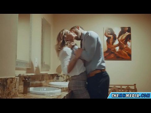 ❤️ Kui rinnakas blondiin võrgutab sind avalikus tualettruumis ️ Pornovideo at us et.loanworld.top ❤
